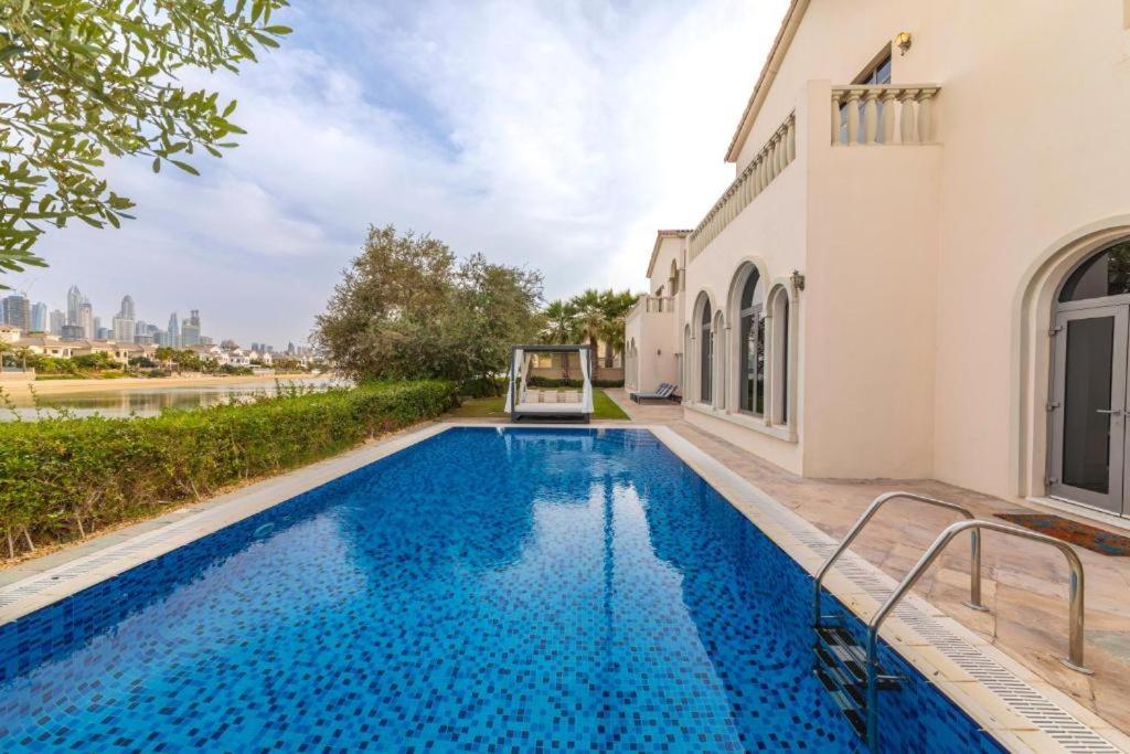 Villa Royal Sea View With Private Pool Dubai